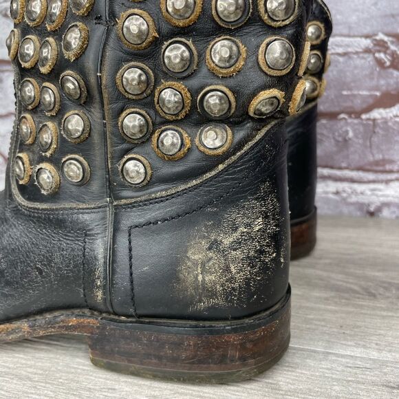 FRYE Jenna Disc Short Black Distressed Leather Rivet Stud Boots Women 6B US/36.5 - Picture 11 of 15